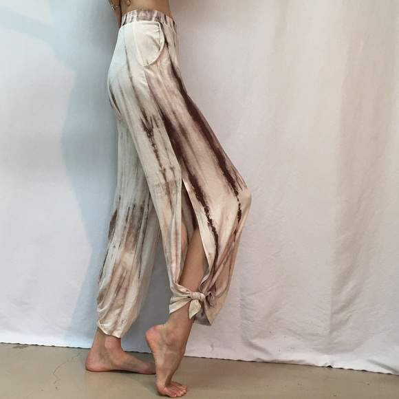 Super Cute BOHO Tie Dye Pants - Picture 7 of 12